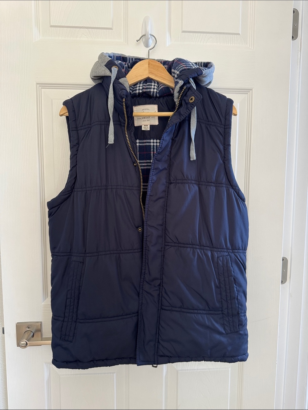 Weatherproof Vintage Men's Quilted Hooded Vest in Navy with Gray Hood